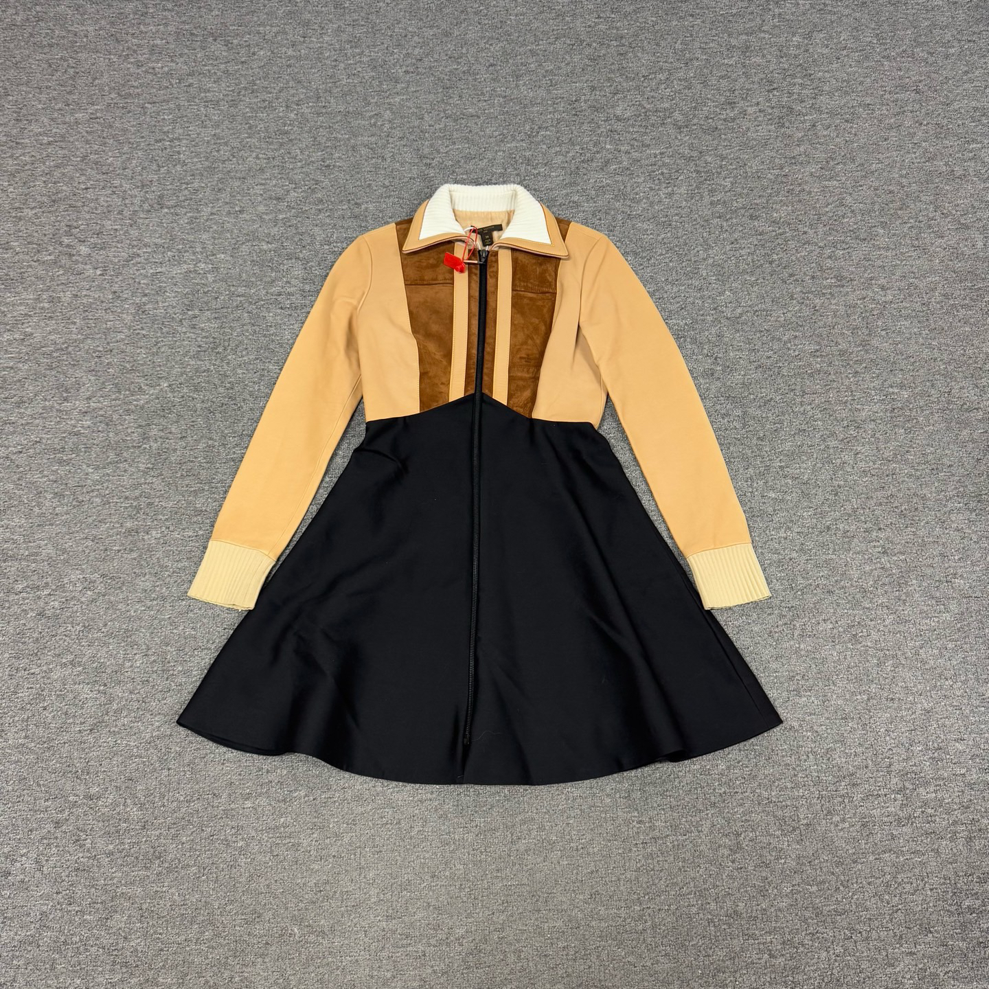 99新 AMIPARIS 路易威登 卡其色 拼色 连衣裙 36码 