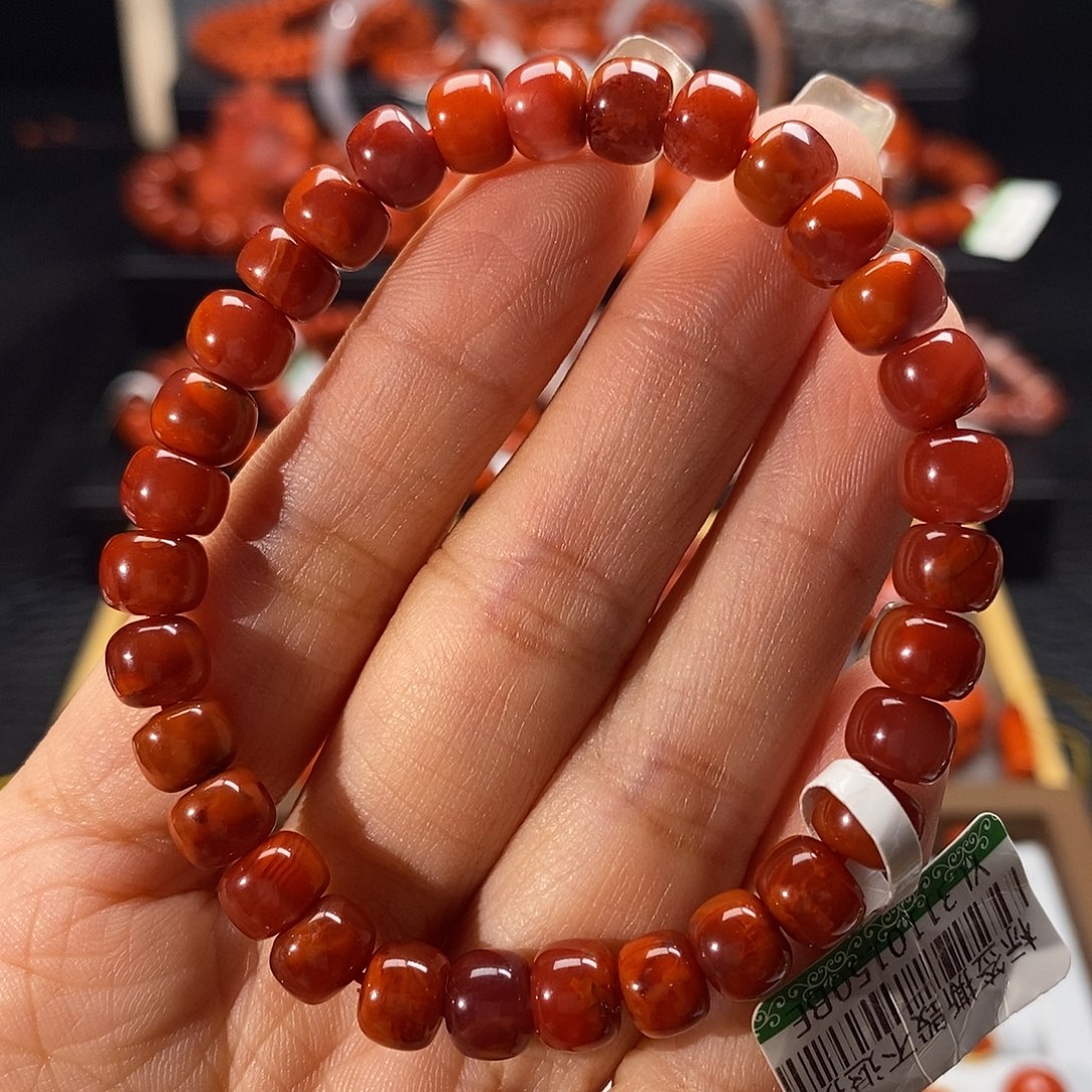 南红玛瑙未镶嵌四川凉山瓦西手串7.5mm