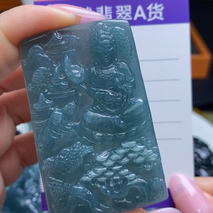 【闪购商品】翡翠颈饰未镶嵌……