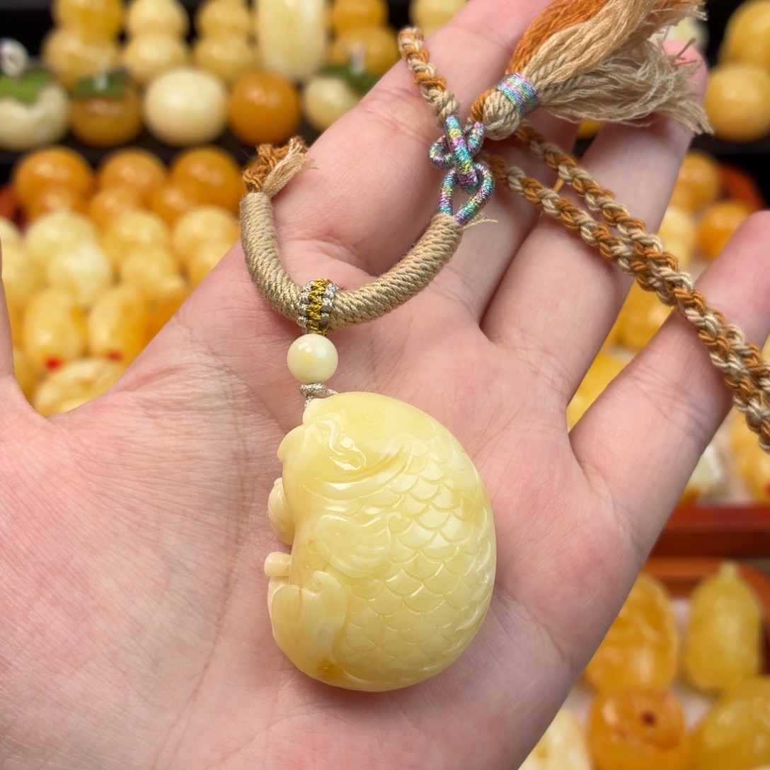 蜜蜡未镶嵌毛衣链蜜蜡