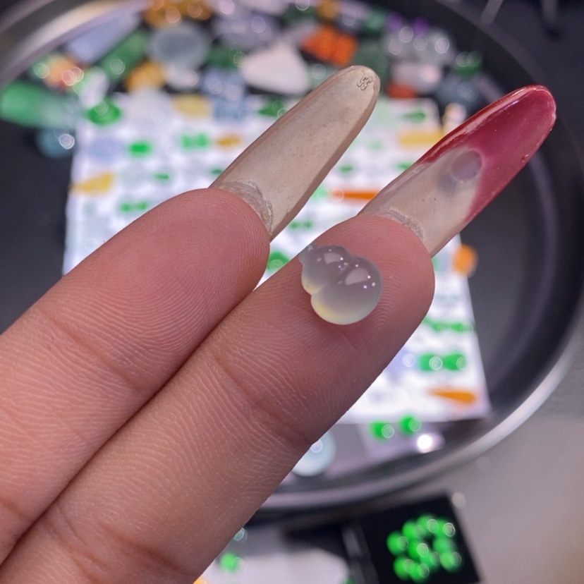 【闪购商品】翡翠挂件未镶嵌葫芦