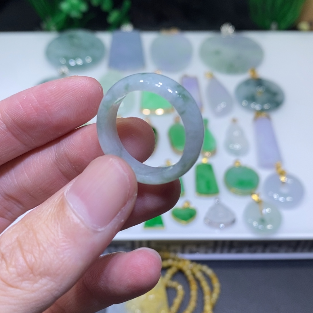 翡翠未镶嵌吊坠(不含链)20号