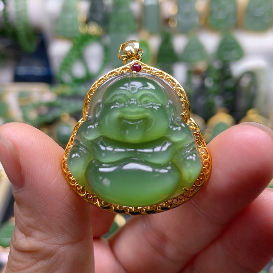 和田玉（碧玉）吊坠(不含链)18K金镶嵌