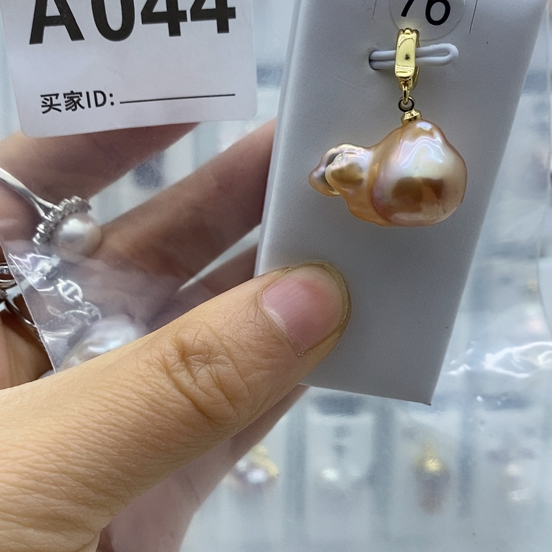 钛钢颈饰淡水珍珠