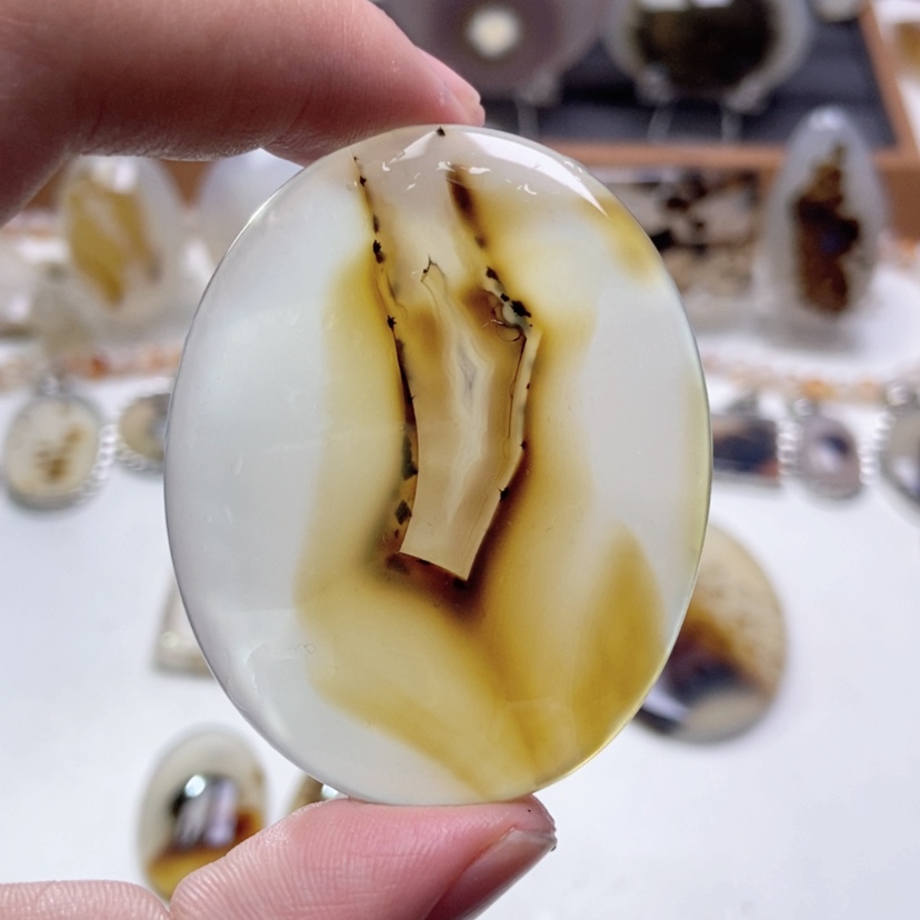 【闪购商品】玛瑙/玉髓颈饰未镶嵌