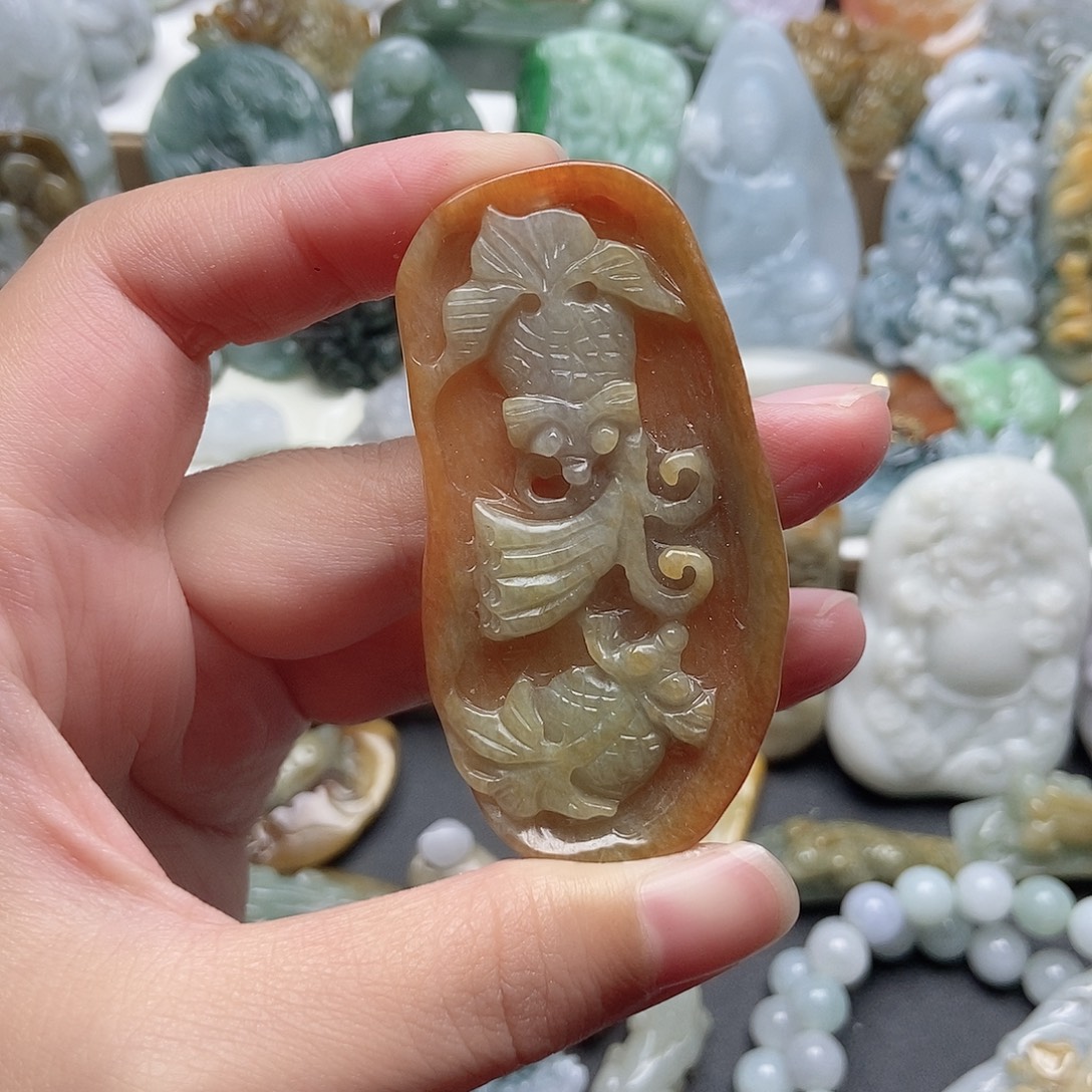 翡翠未镶嵌颈饰翡翠