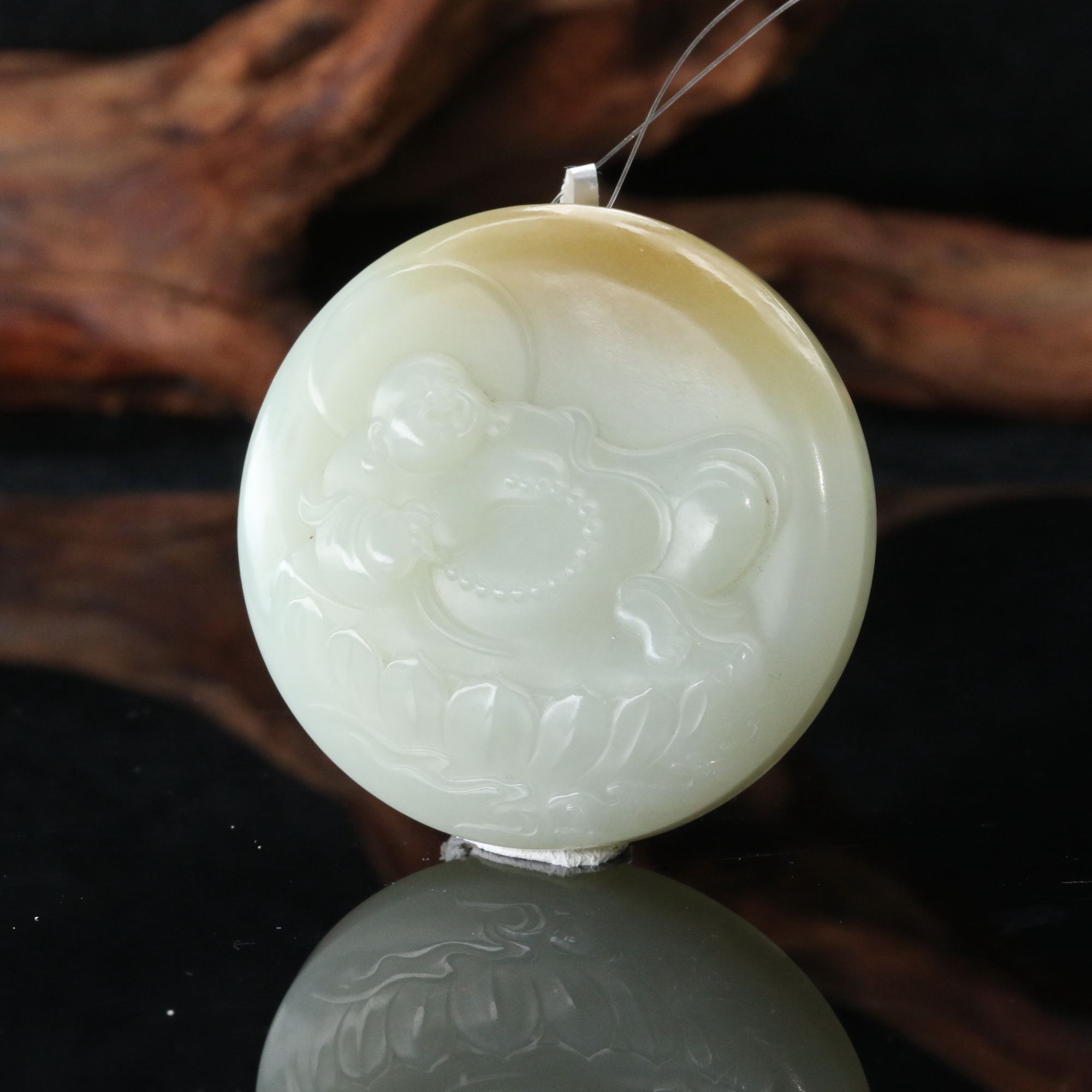 7和田玉糖白弥勒佛吊坠/100480上海嘉禾拍卖