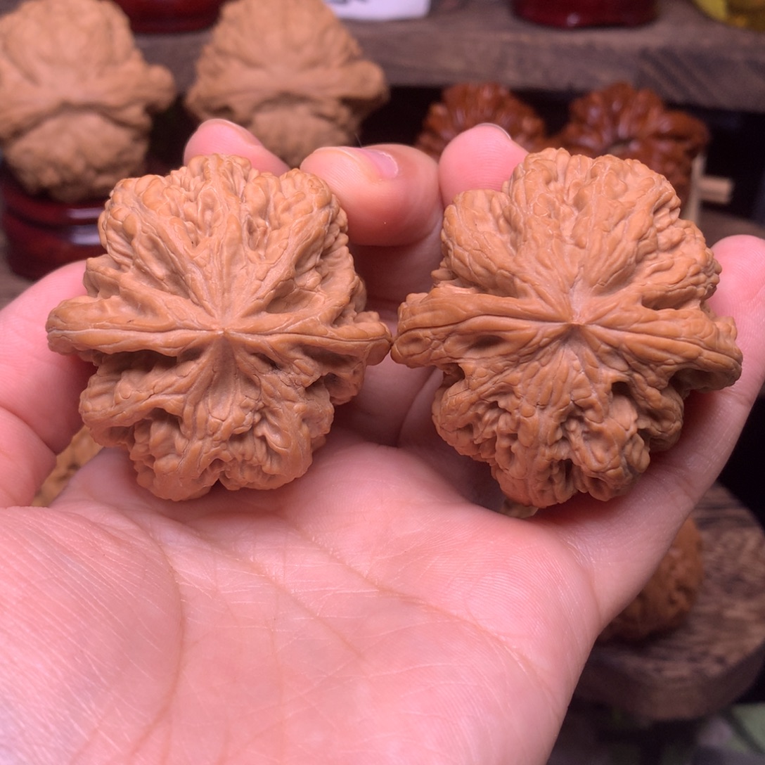 文玩核桃吊坠44粗筋全品