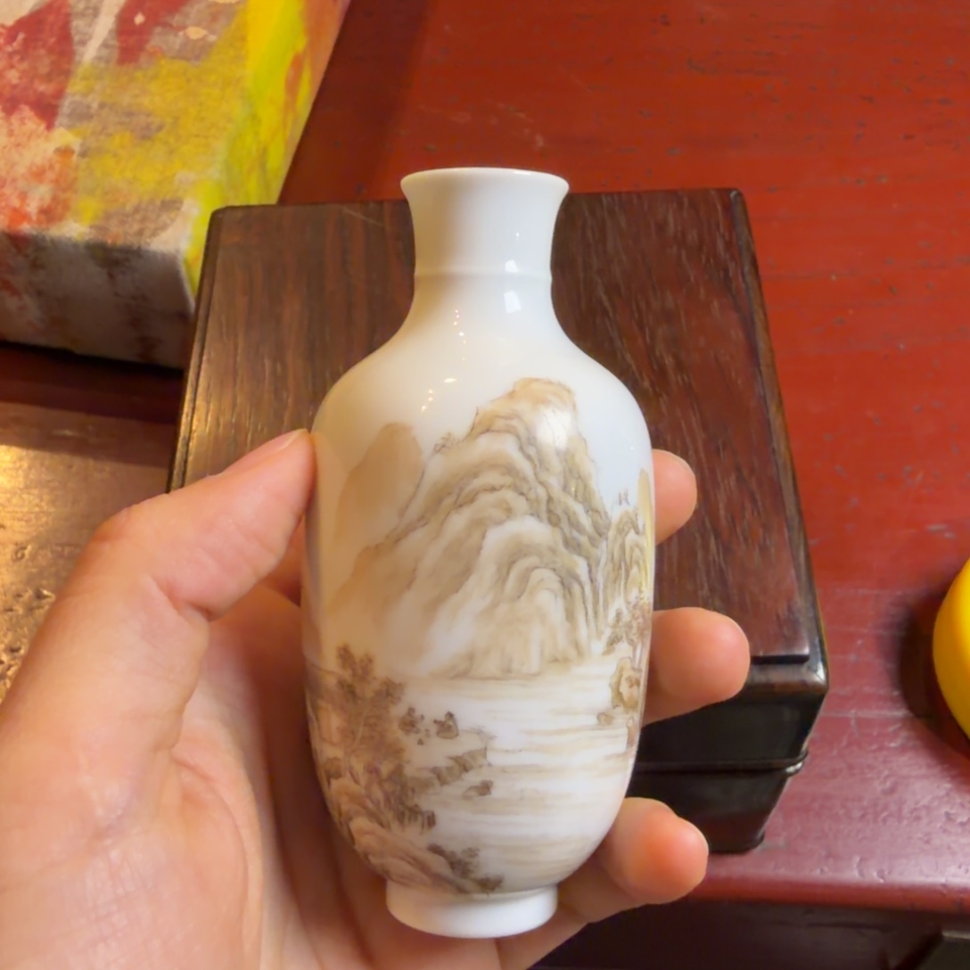 大***漠陶工艺品陶瓷小花瓶