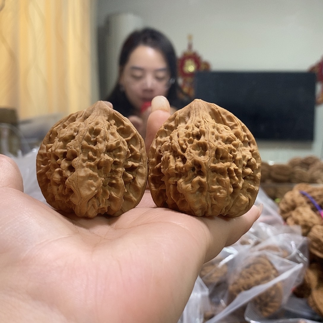 把件文玩核桃46官帽尖有伤