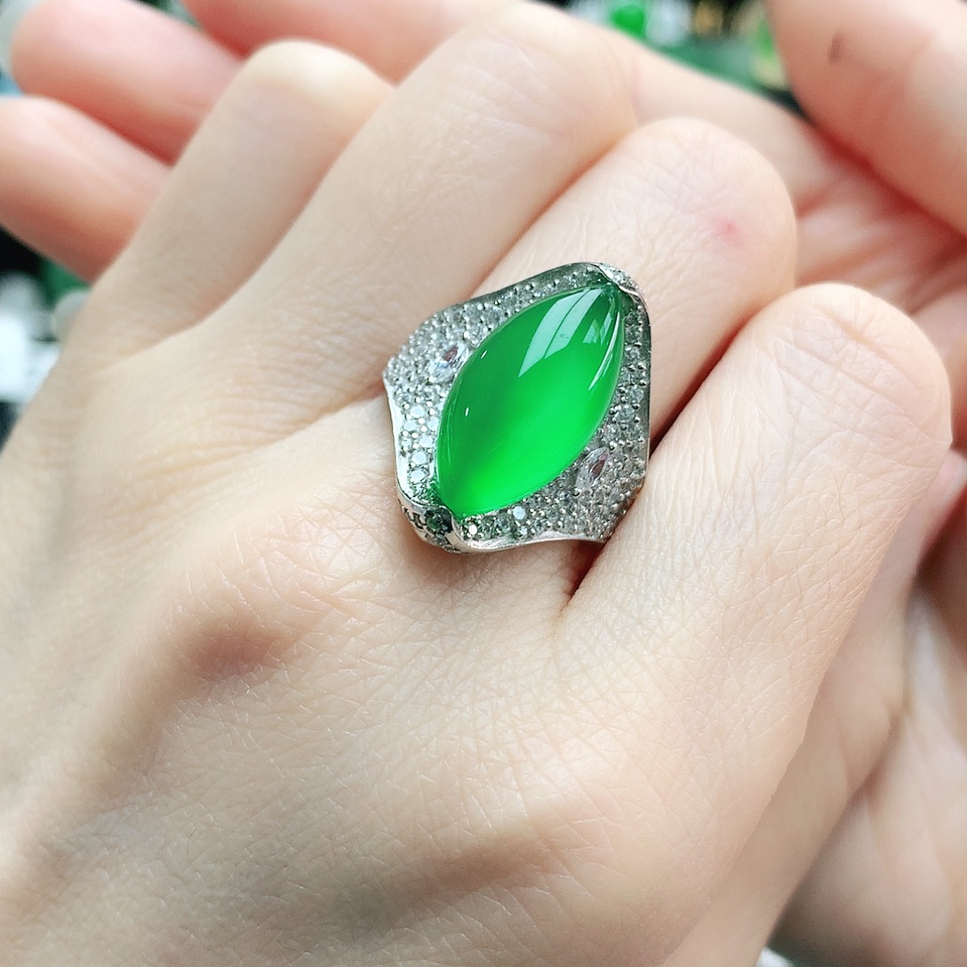 玛瑙/玉髓吊坠银S925镶嵌