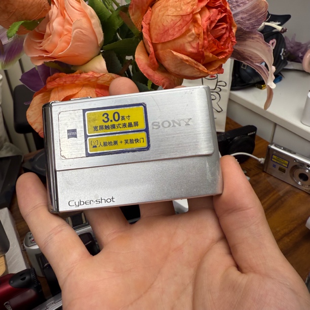 95新 Sony/索尼 T70 高端滑盖开机触摸屏 冷白皮柔焦感出片