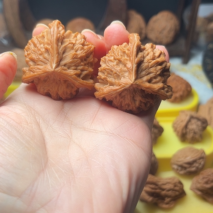 把件文玩核桃盘山三棱一的题