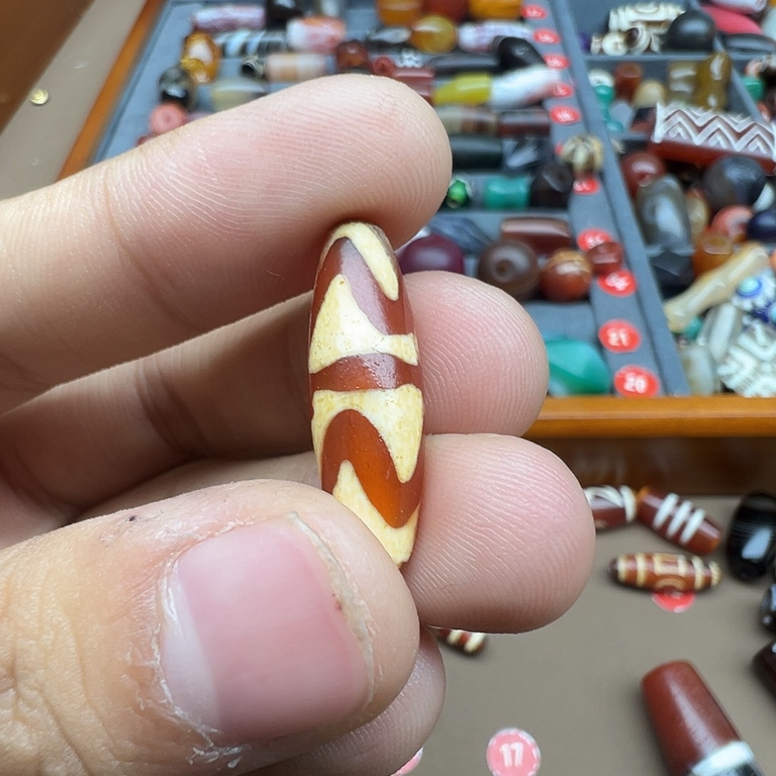 ****妍玛瑙/玉髓未镶嵌珠宝半成品