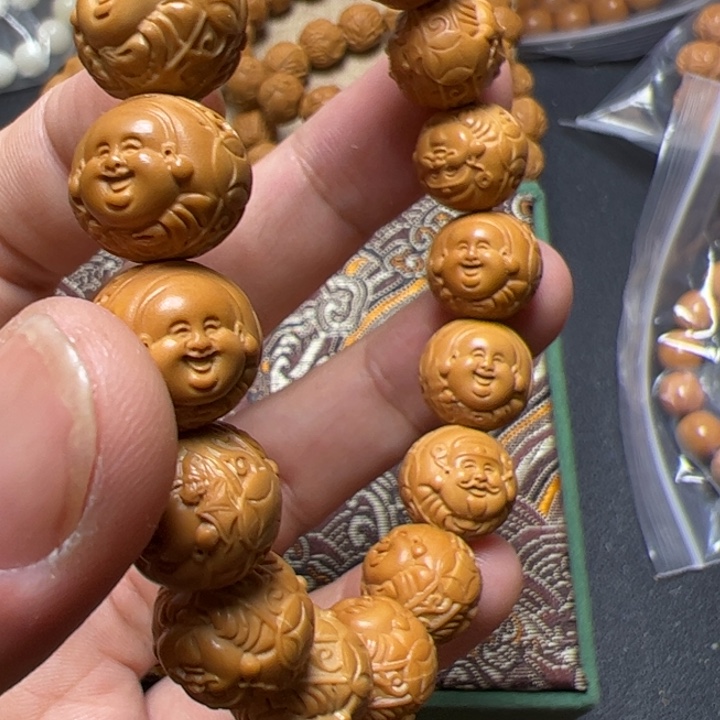 猴头核桃手串看看咯