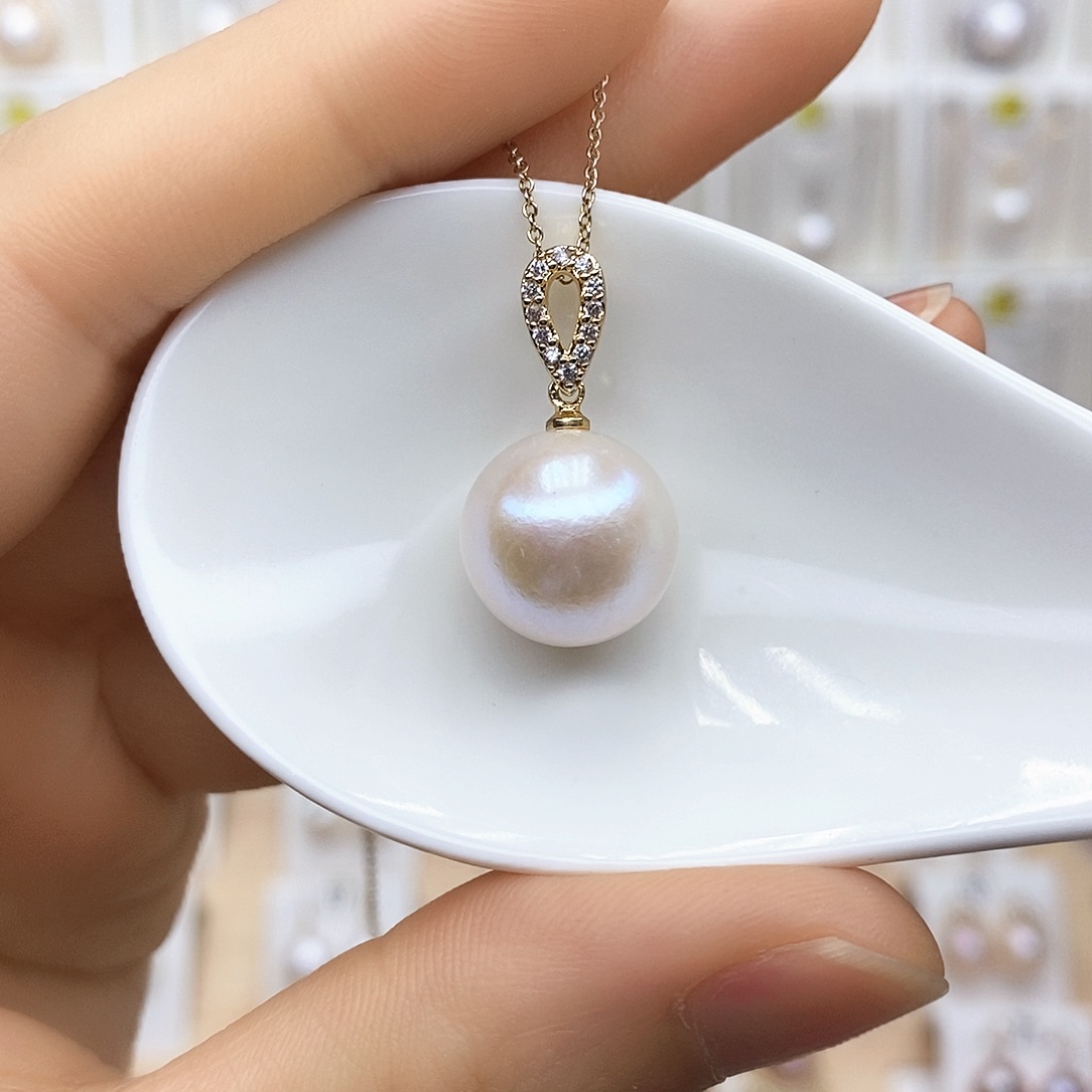 淡水珍珠合金颈饰