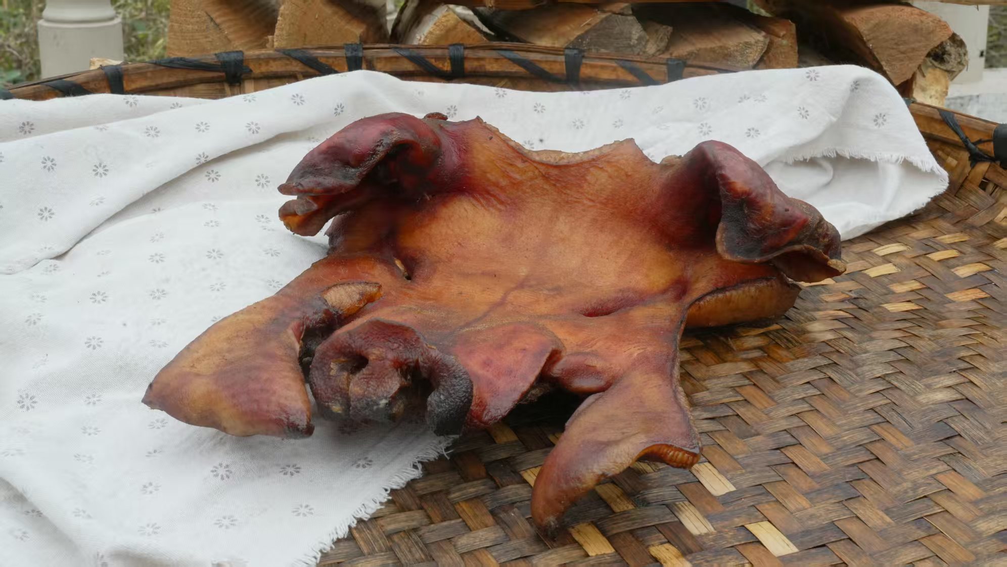 快嘴张平烟熏腊猪脸肉        