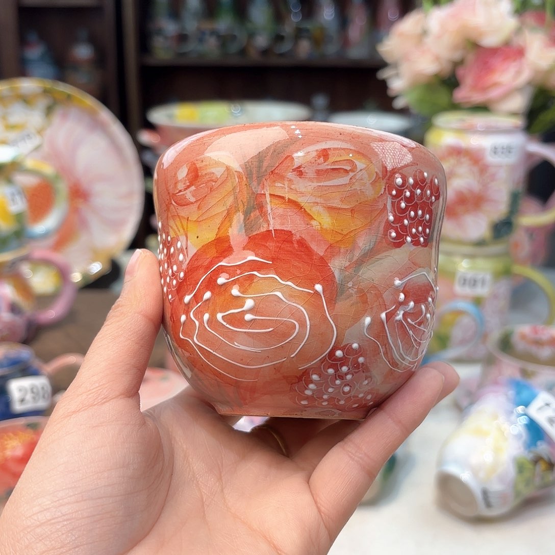 瓷片兔兔好e a l l l l l