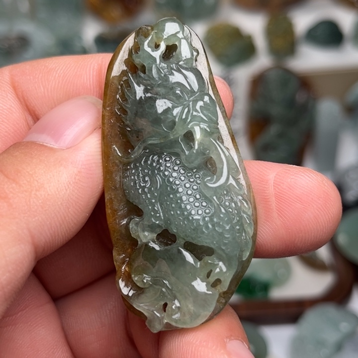 颈饰未镶嵌翡翠麒麟