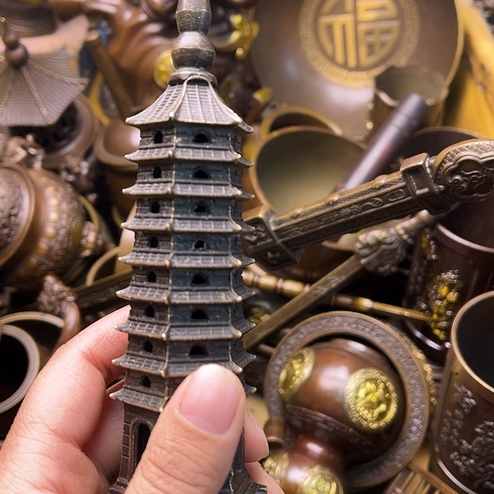 铜223445678975575988667