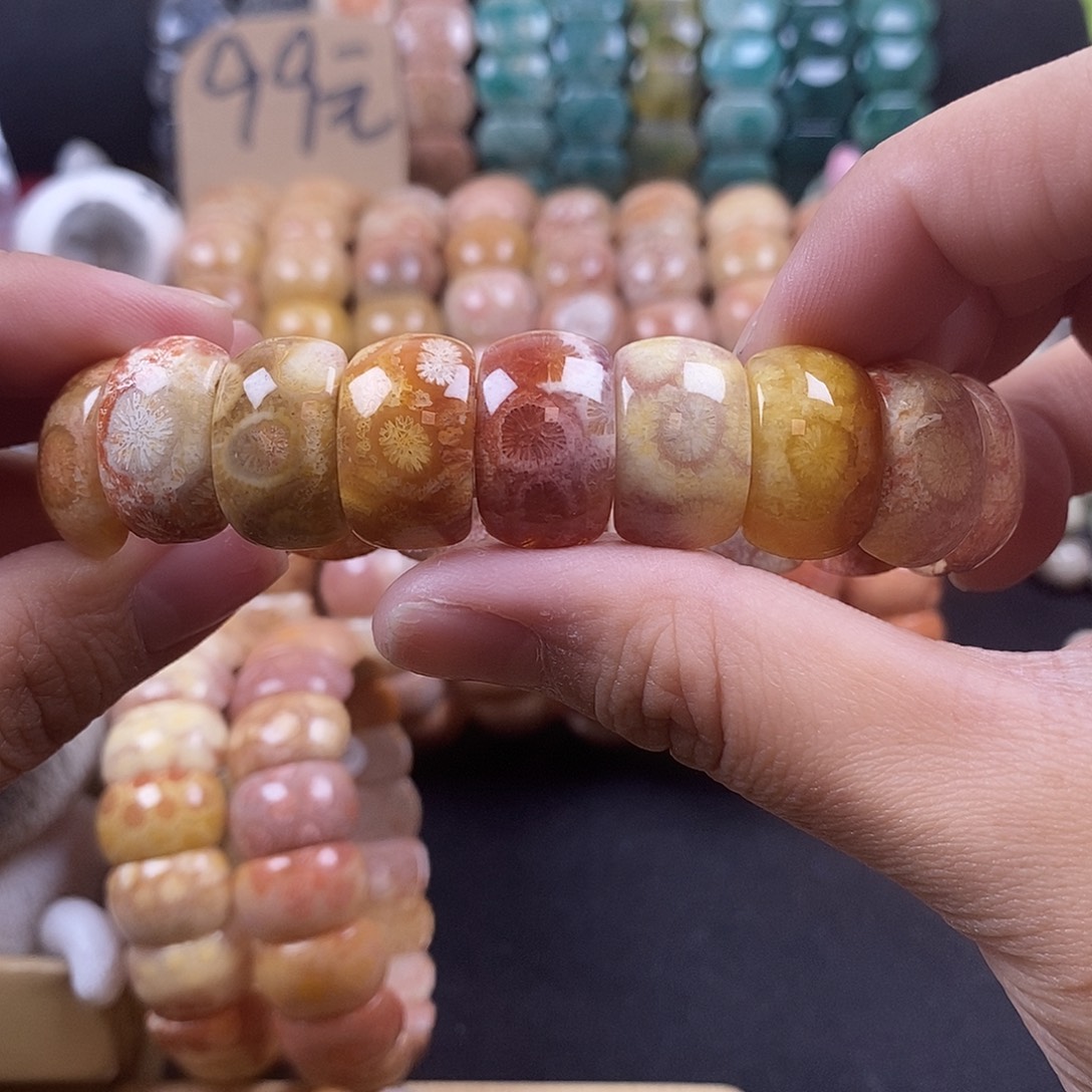 硅化珊瑚（珊瑚玉）未镶嵌手牌 上新彩皮大花 3