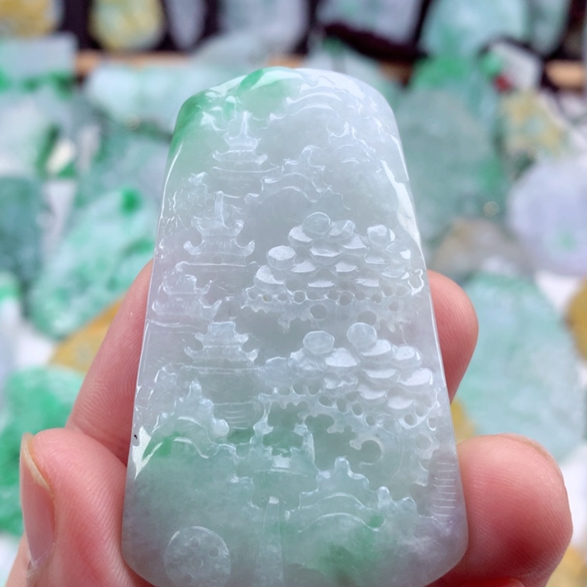 【闪购商品】翡翠吊坠(不含链)未镶嵌