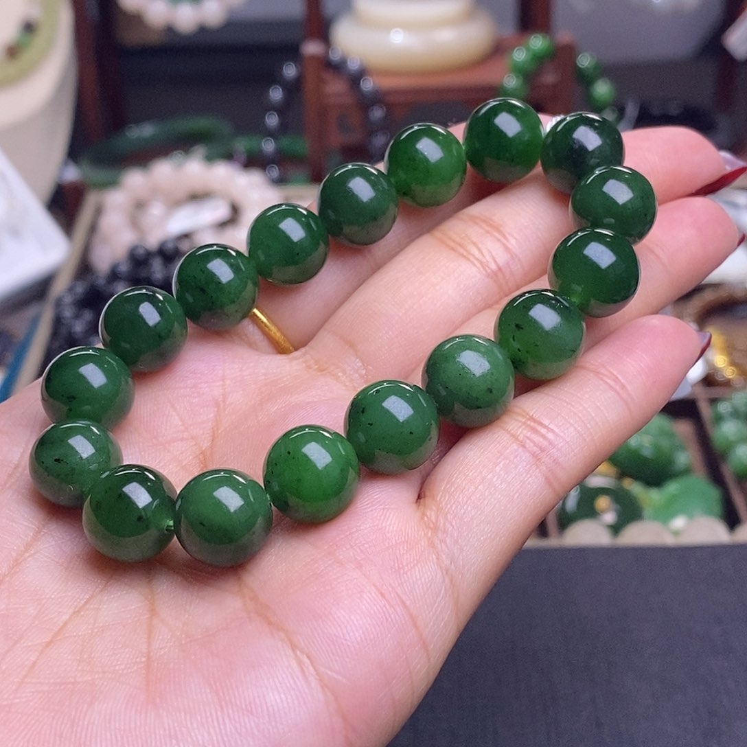 和田玉清货价碧玉12m手链未镶嵌