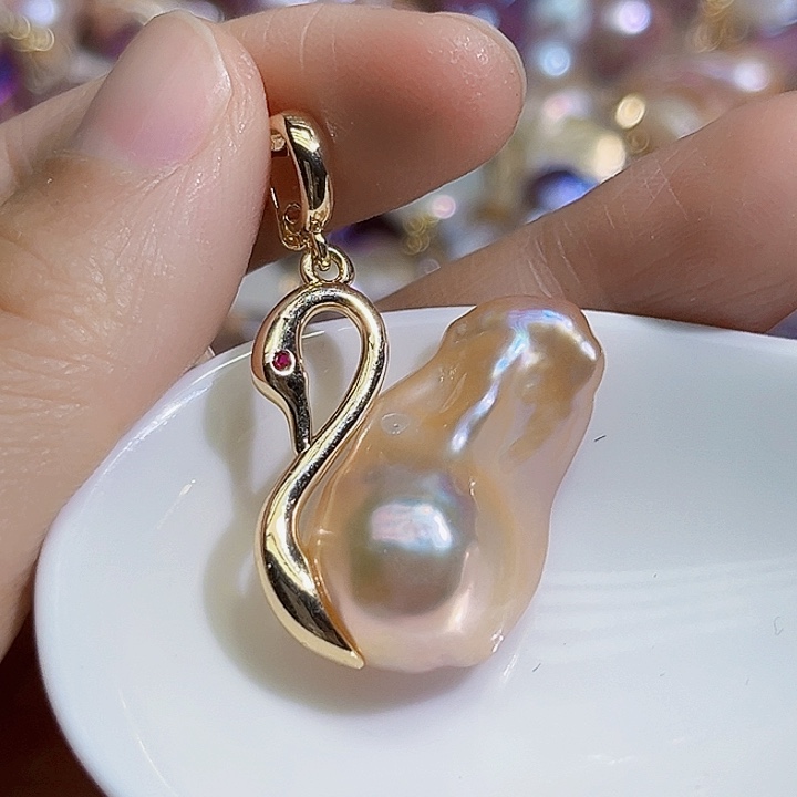 颈饰未镶嵌淡水珍珠