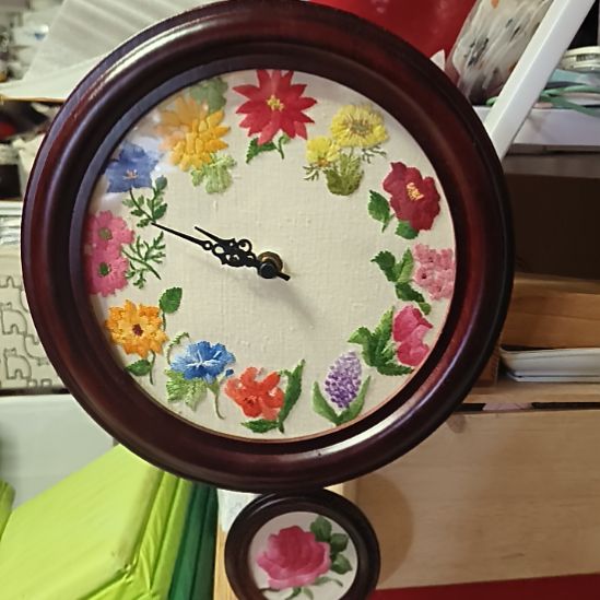 圈***里桑木时钟一只十二月份花