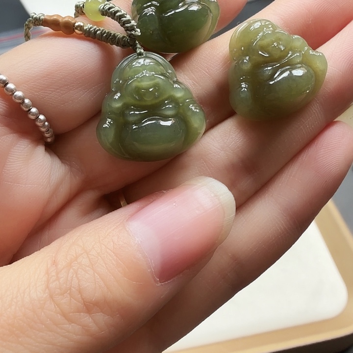和田玉未镶嵌颈饰054