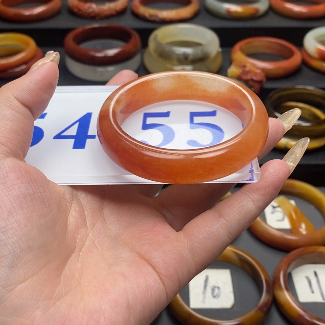 石英质玉（黄龙玉）手镯微瑕未镶嵌