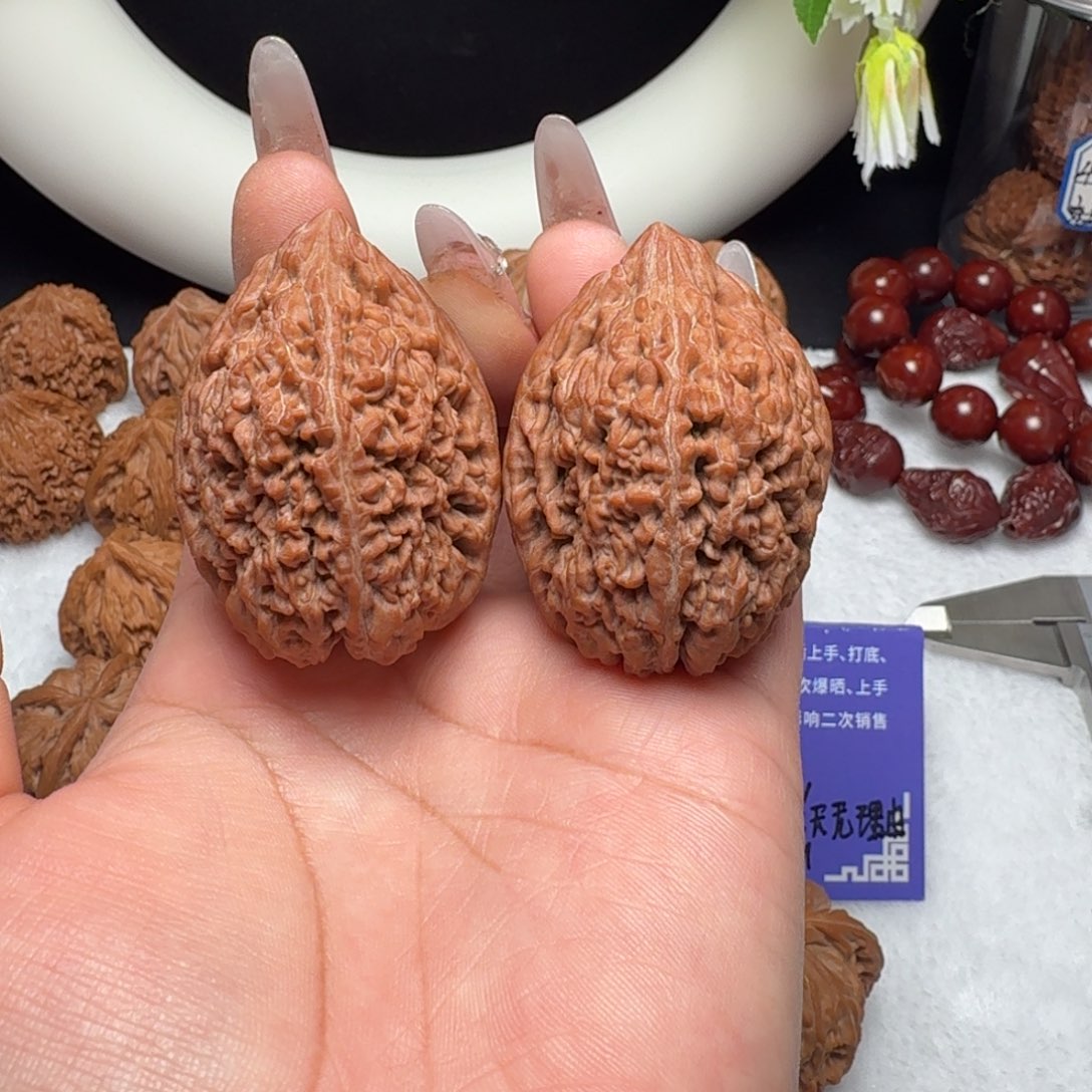 在***钟文玩核桃把件大蒜头37