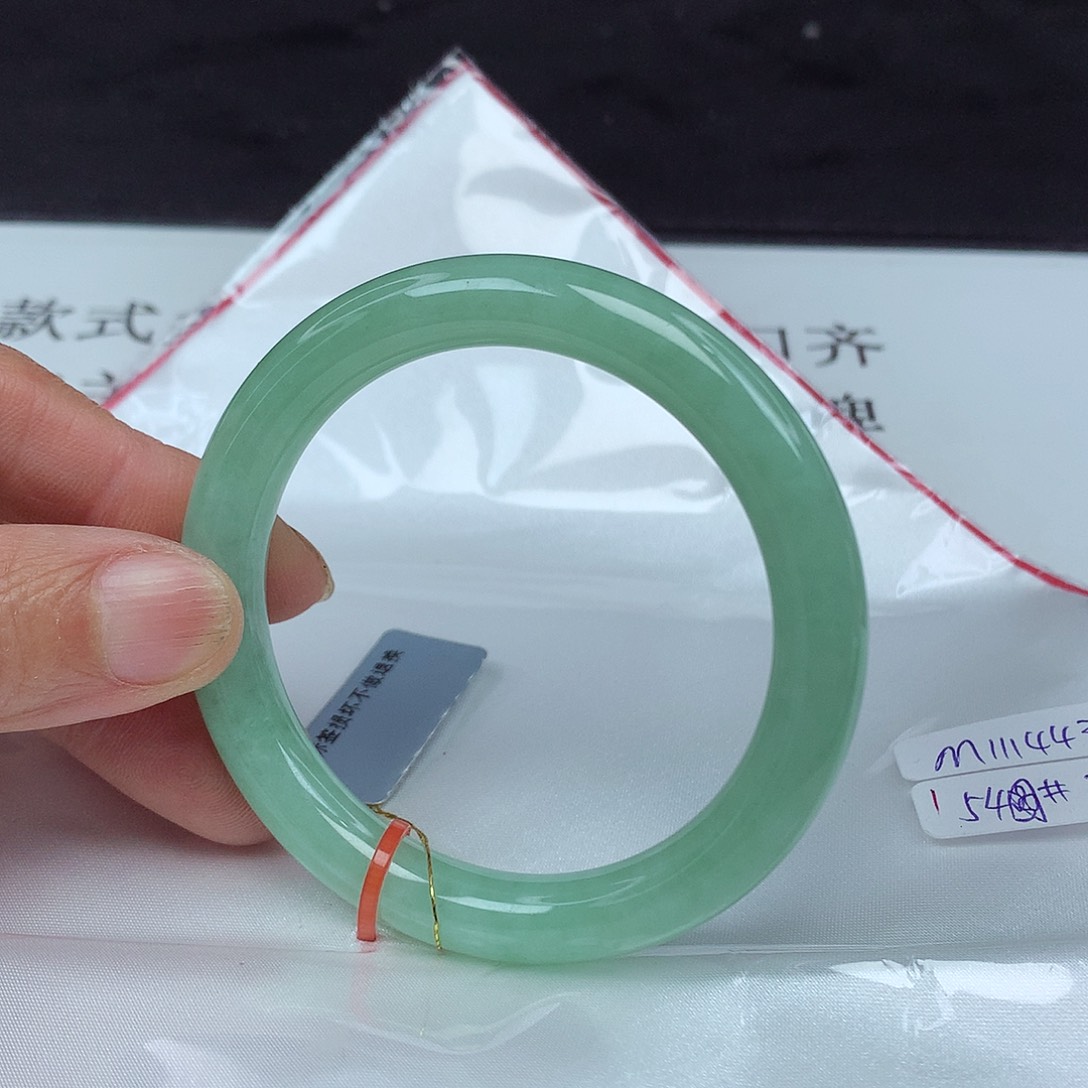 翡翠手镯未镶嵌54圈1443