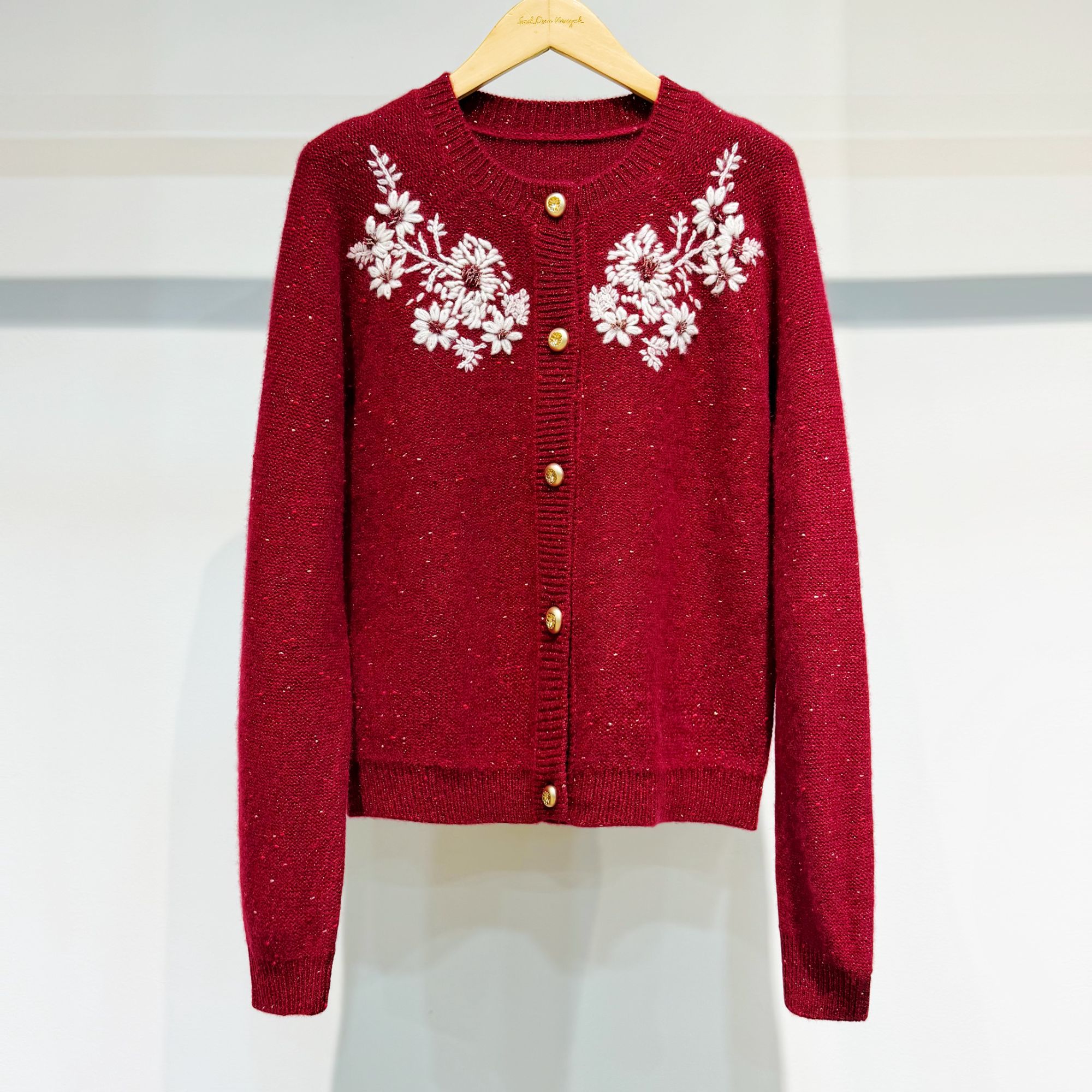 【萨拉迪恩】鎏金品质开衫 纯山羊绒 软暖如云温柔圆领上衣