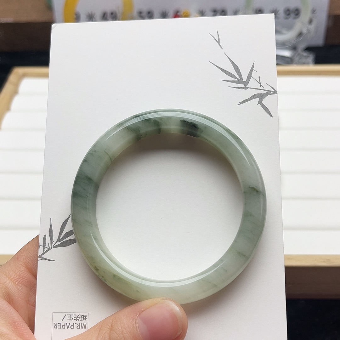 未镶嵌手镯石英质玉6