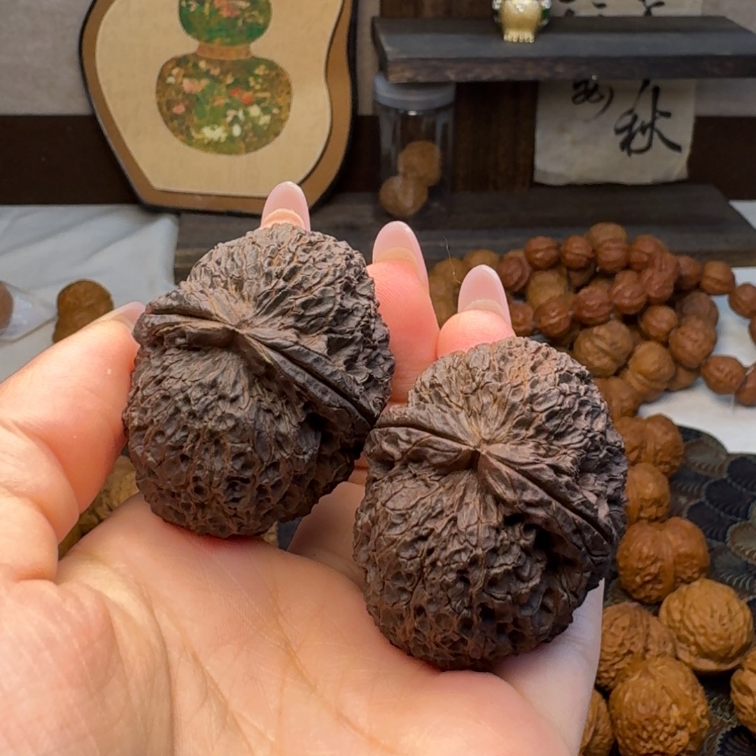 文玩核桃把件乌金炎龙43.2 天然地闷