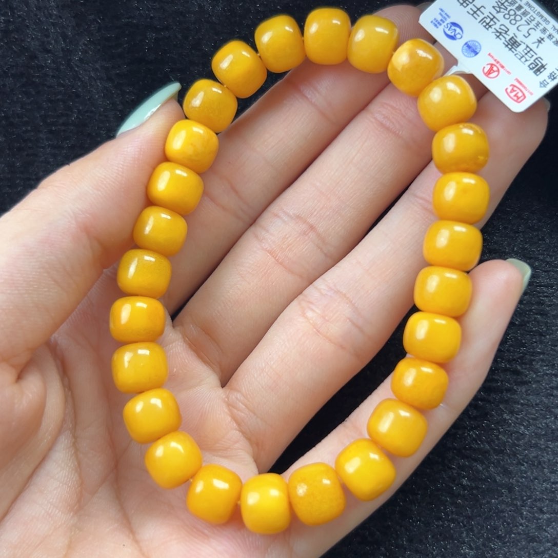 未镶嵌琥珀珠宝奇石