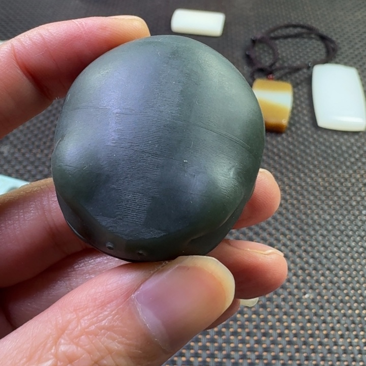 烟***散和田玉未镶嵌颈饰