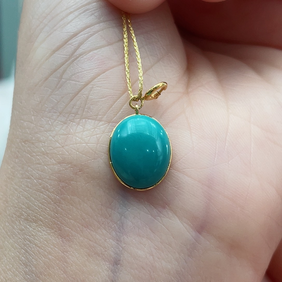 绿松石颈饰18K金镶嵌