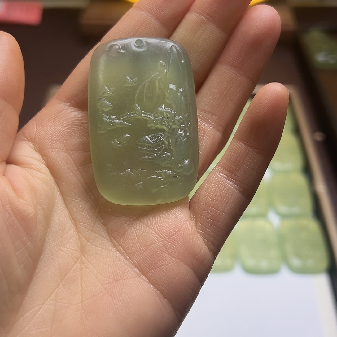 蛇纹石玉合金颈饰