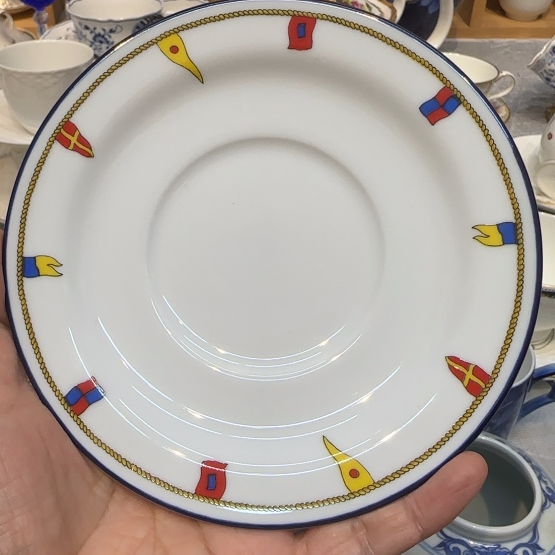 咖啡杯里的咖啡是我的最爱