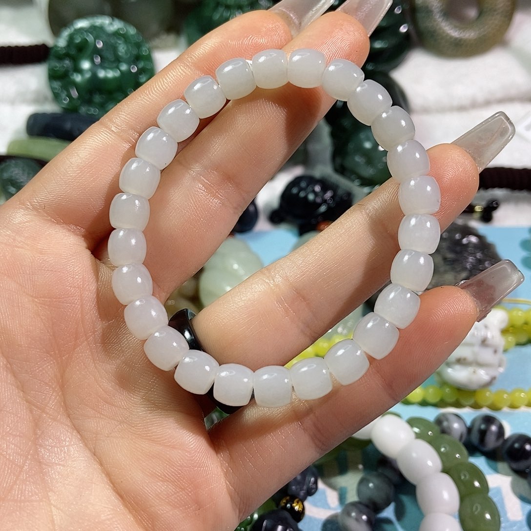 和田玉珠宝奇石未镶嵌爱****间