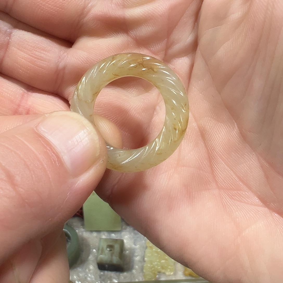 和田玉（糖玉）未镶嵌挂件