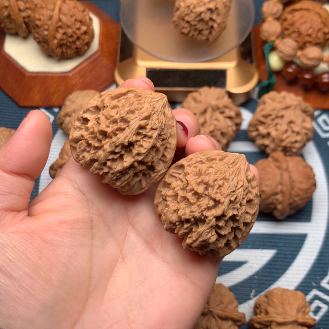 文玩核桃把件满天星40