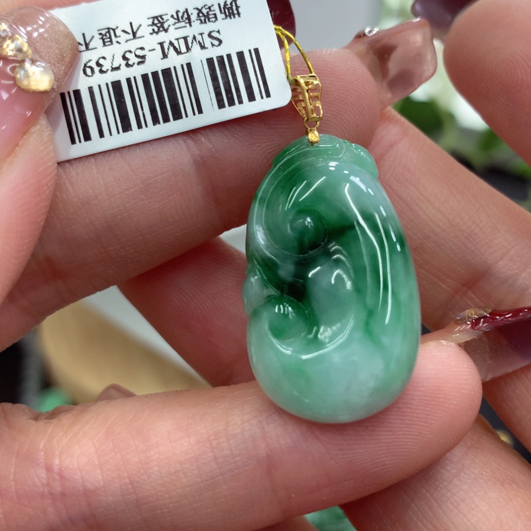 翡翠吊坠(不含链)18K金镶嵌
