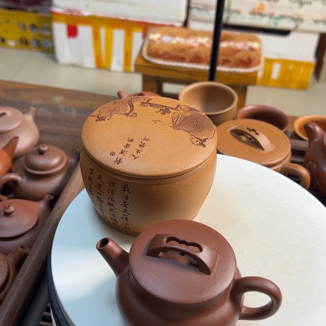 紫砂茶壶底槽清折肩170