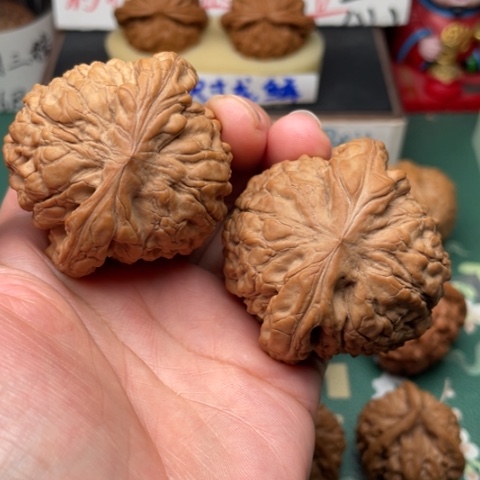 【闪购商品】文玩核桃吊坠52全品龙鼎