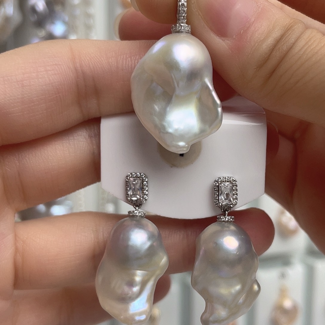 和****淡水珍珠未镶嵌颈饰