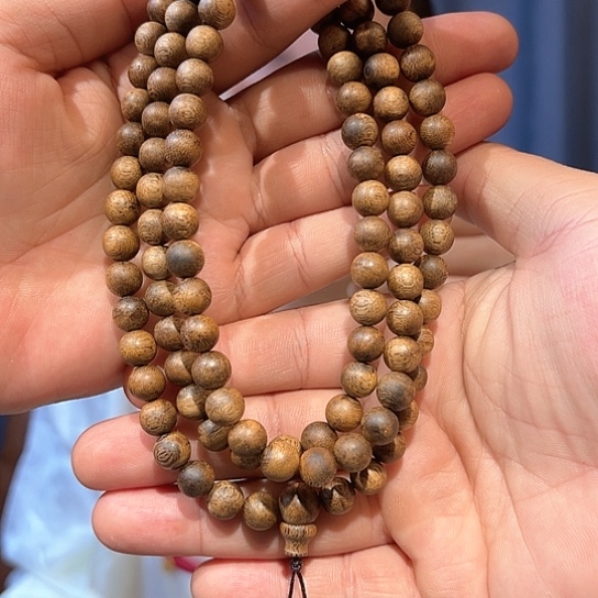 沉香手串白棋虫漏圆珠0.8多样性发货1条