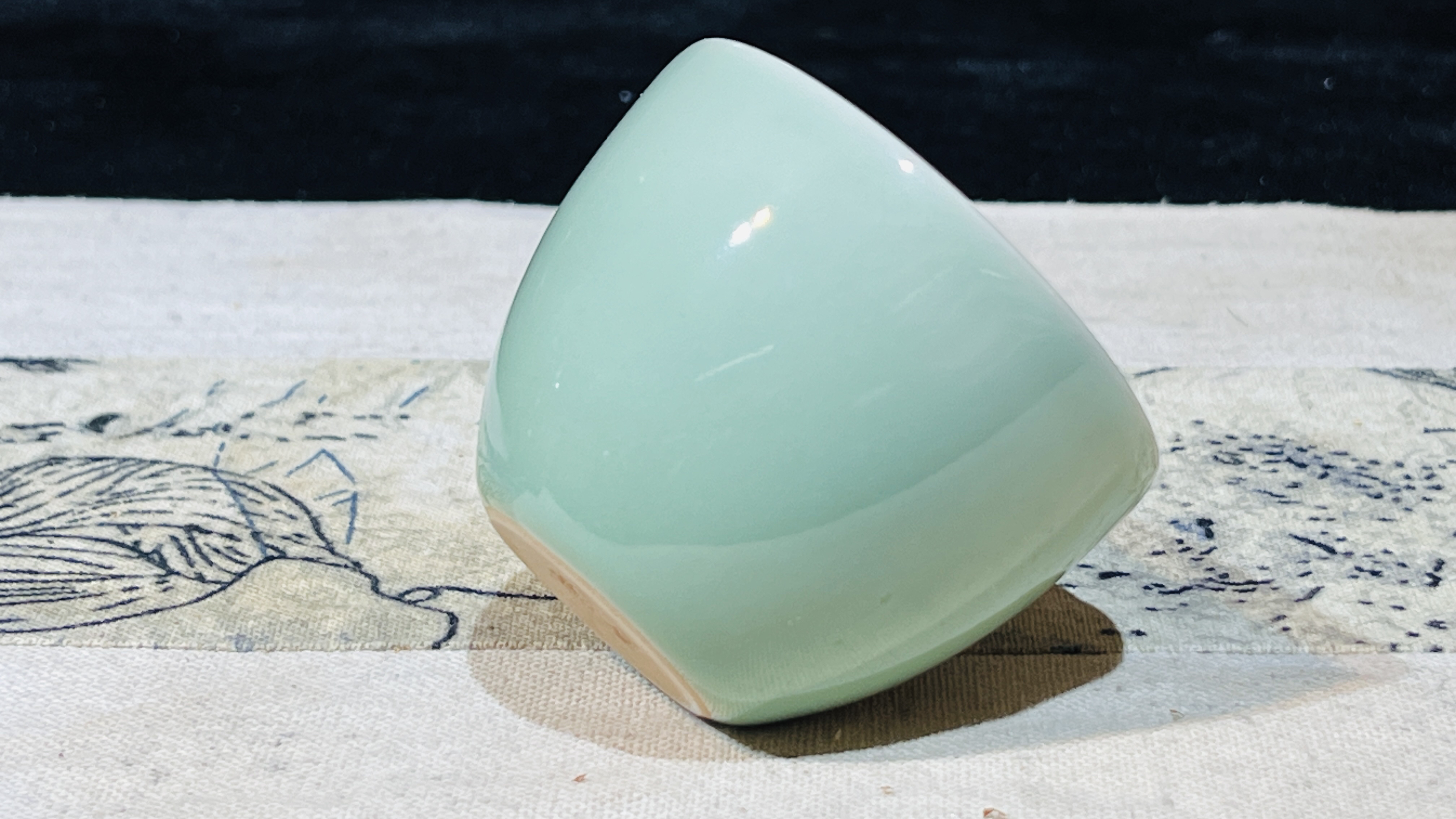 一物一拍青瓷缸型茶杯陶瓷手工中式普洱杯家用品茗杯高温主人杯